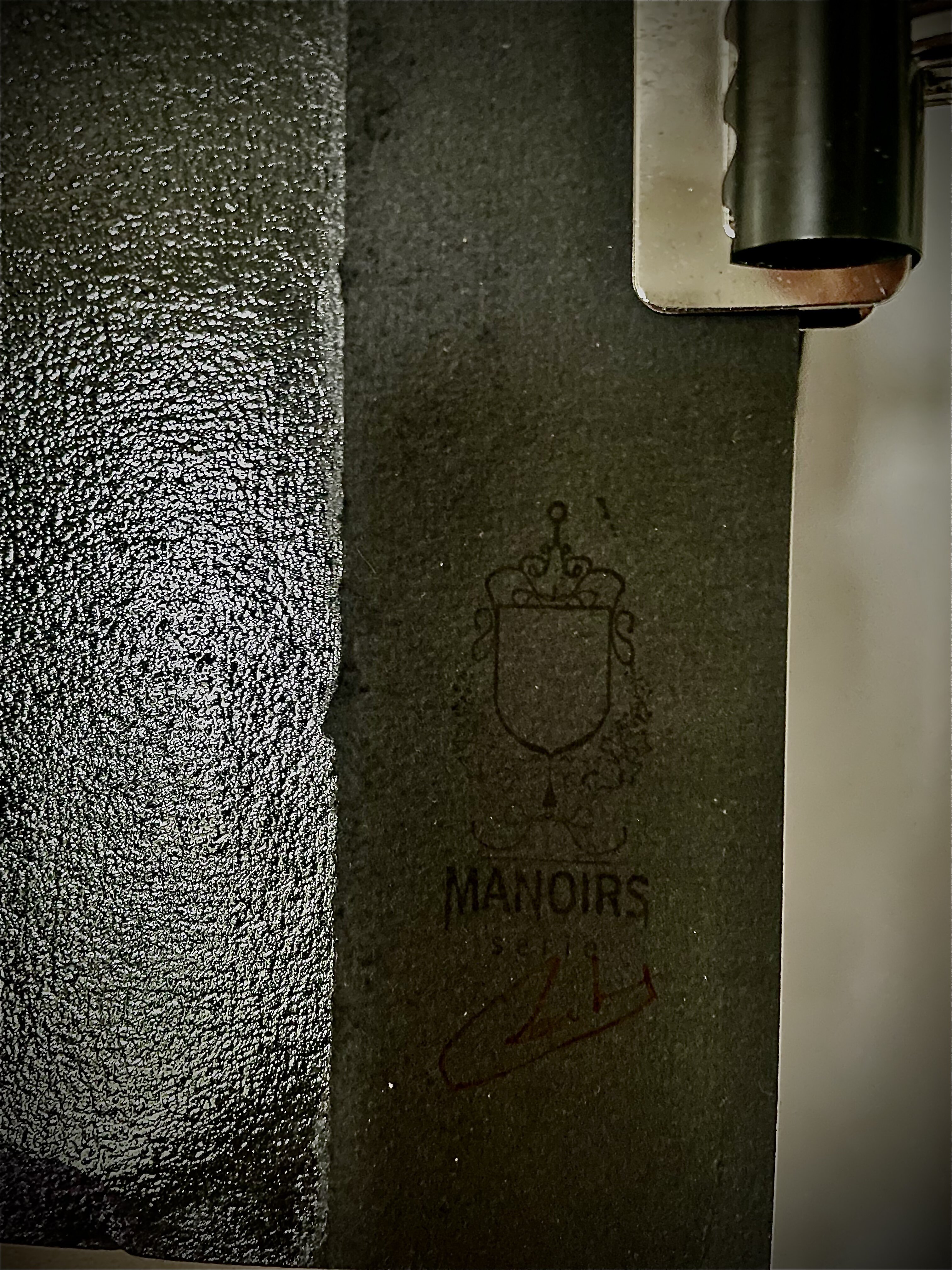 Œuvre Fisherman at the sea 2022 — Signature du Manoirs