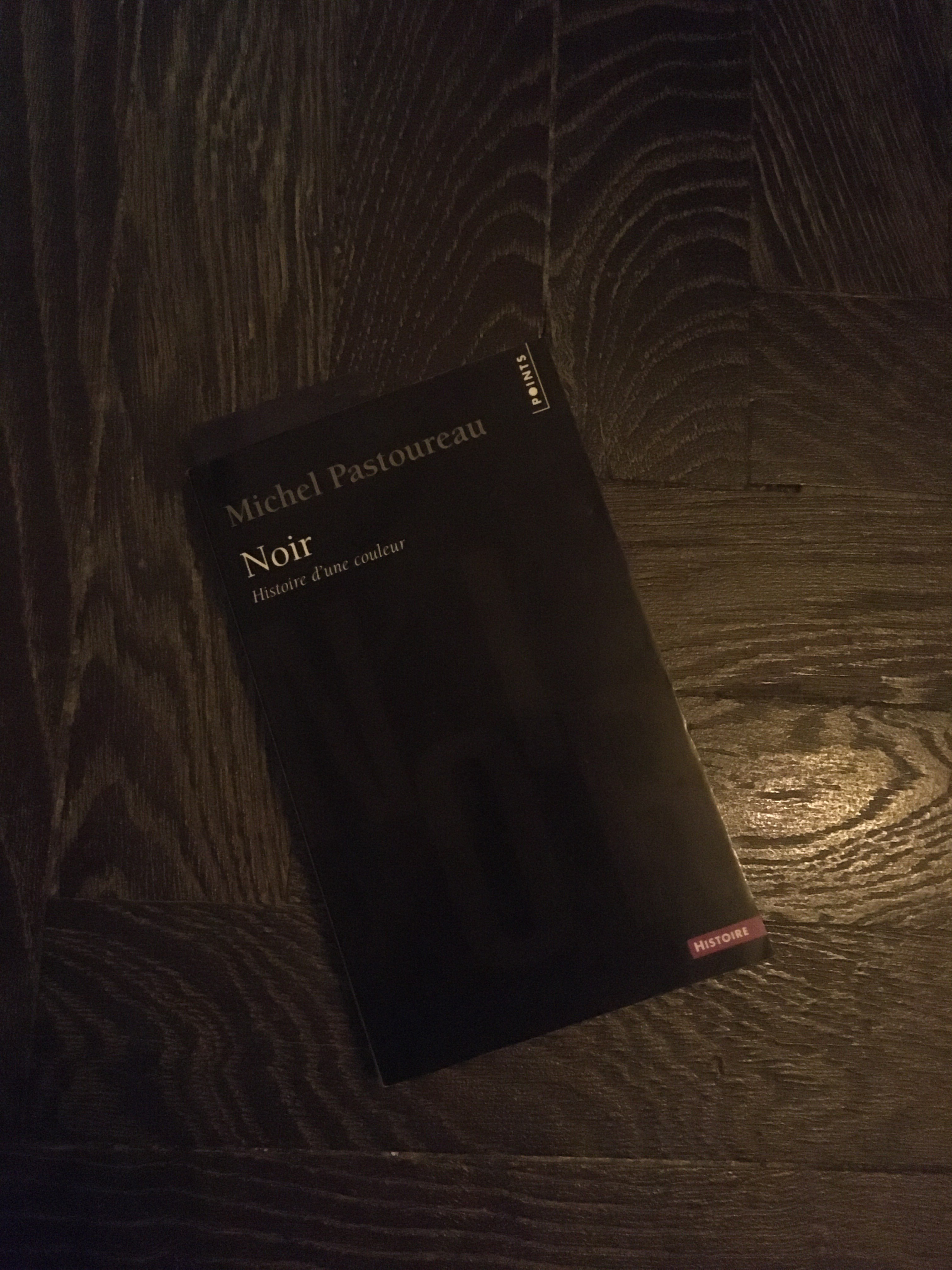 Livre : NOIR hitoire d'une couleur — Michel Pastoureau